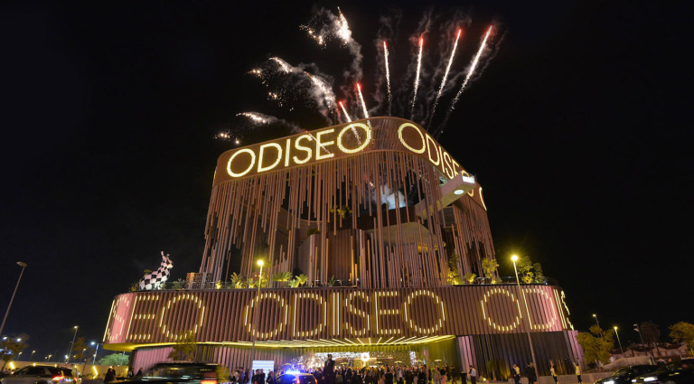 odiseo_inauguracion-fuenteAzarPlus